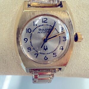 Bulova Accutron 2301 Vintage Gold Watch – New Crystal – Leather Strap – Running